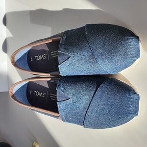 Tom's denim shoes Size 9